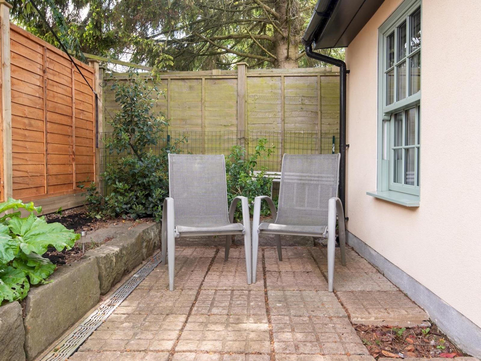 Pass The Keys Charming Garden Cottage With Parking Bath Exterior foto